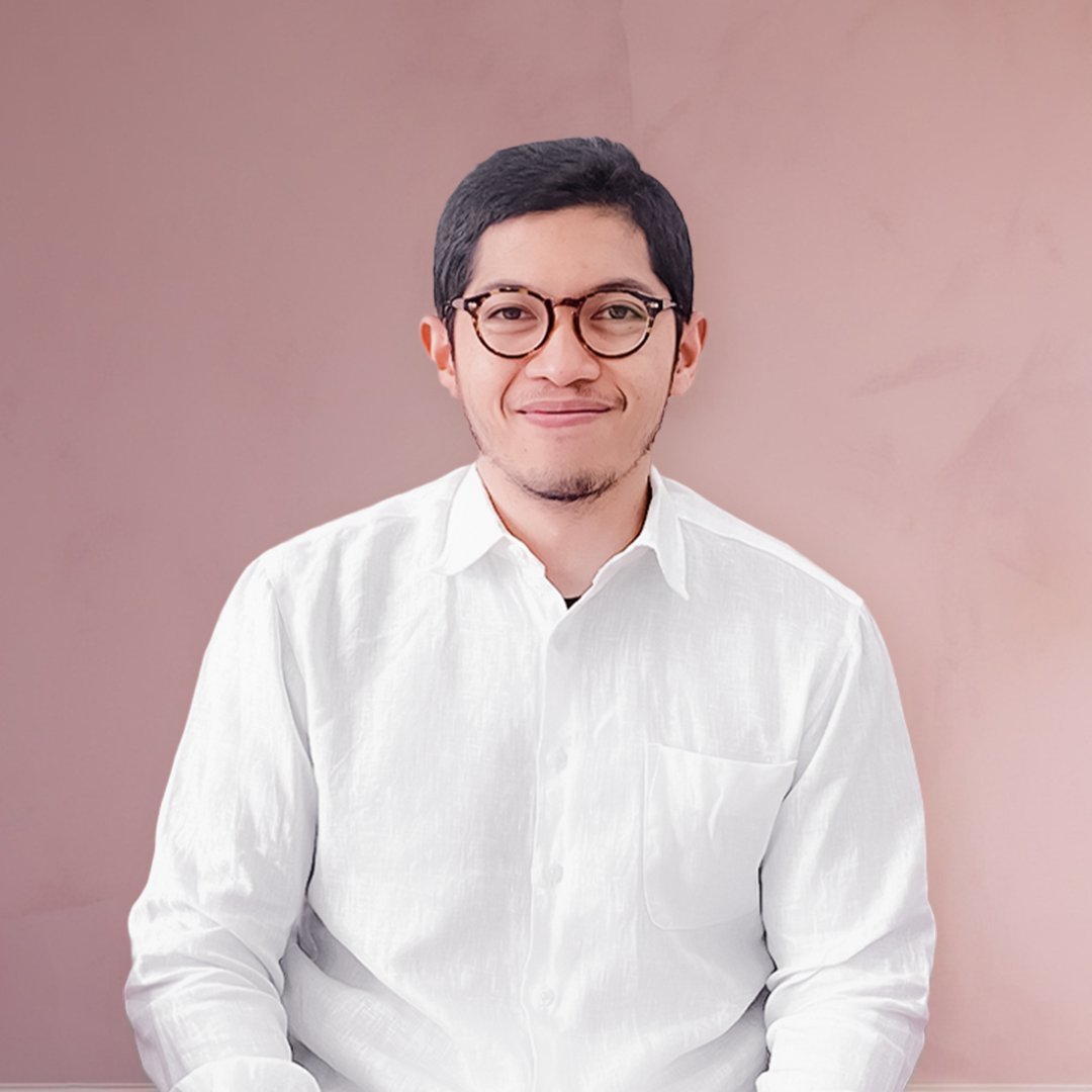 DENTIST Maesa Dental Clinic | Klinik Gigi Terbaik - drg. Rando Feranda